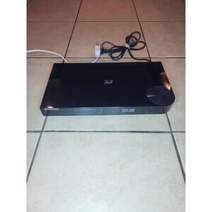 Samsung BD-H6500 3D Blu-ray DVD Player w/Wireless Streaming